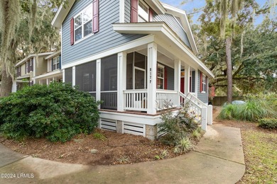 Beautifully upgraded, modern coastal home with new roof, new - photo 6
