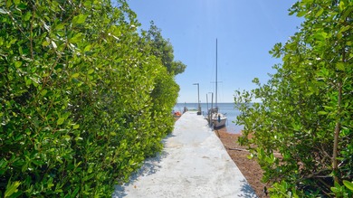 Huge Direct Oceanfront Compound -- One-of-a-Kind with 276-Foot - photo 54