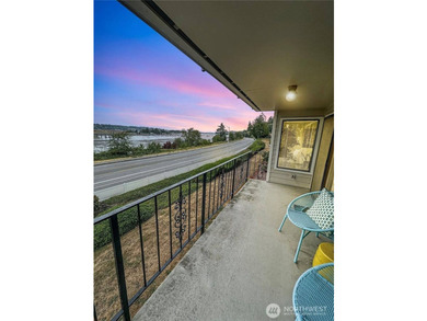 Rare East Bay Condo, Corner Unit with No Stairs & over 1700 sq - photo 10