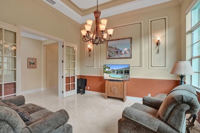 Welcome to this beautiful tranquil, lake front/pool beauty, 3 - photo 11