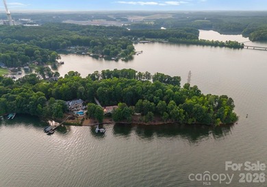 Presenting a rare opportunity to own a magnificent 4-acre - photo 15