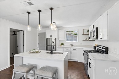 Welcome to 2217 Beech Street, a beautifully renovated 2-bedroom - photo 17