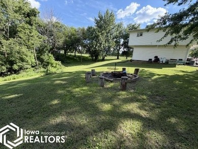 Looking for the perfect starter home at Holiday Lake with room - photo 19
