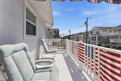 This meticulously maintained south end 2-bedroom, 1.5-bathroom - photo 20