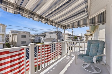 This meticulously maintained south end 2-bedroom, 1.5-bathroom - photo 21