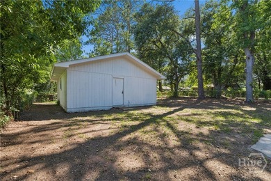 Welcome to 2217 Beech Street, a beautifully renovated 2-bedroom - photo 31