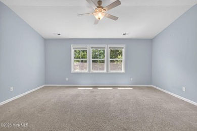 Move-In Ready 5-Bedroom Home + Office + Bonus Room in Desirable - photo 33
