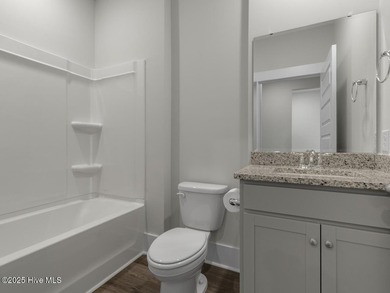 Welcome to Hubert's newest neighborhood, Surfside Landing! - photo 33