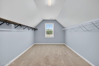 Move-In Ready 5-Bedroom Home + Office + Bonus Room in Desirable - photo 42