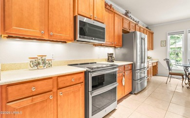 Seller offering $10,000 in concessions With an acceptable offer - photo 8