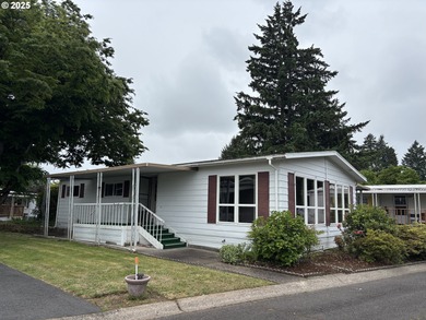 Dobson Pond Home For Sale in Eugene Oregon