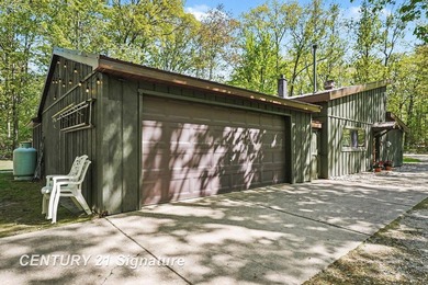 Northern Michigan Getaway with Lake Access & Year-Round Comfort - photo 27