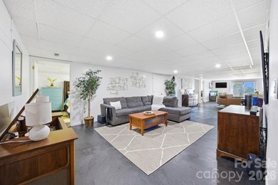 Welcome to 406 Vincent Court, nestled in the desirable Corbin - photo 28