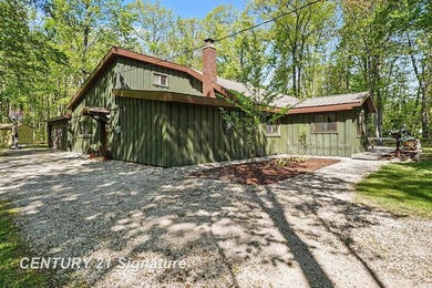 Northern Michigan Getaway with Lake Access & Year-Round Comfort - photo 28