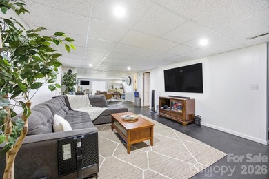 Welcome to 406 Vincent Court, nestled in the desirable Corbin - photo 29