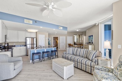 Beautifully Decorated and Meticulously Maintained 3 Bedroom, 3 - photo 5