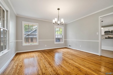Renovated Lakeside Gem in Clubview area -- Beautifully renovated - photo 7