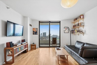 Tons of natural light beams through sunny southern windows on - photo 6