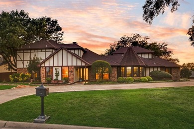 Lake Ray Hubbard Home For Sale in Rockwall Texas