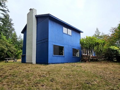An In-Town Oasis - Space, Character & Natural Beauty. Tucked - photo 7
