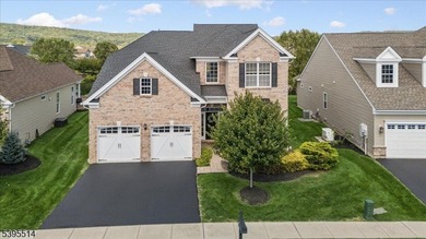 (private lake, pond, creek) Home For Sale in Mount Olive Twp. New Jersey