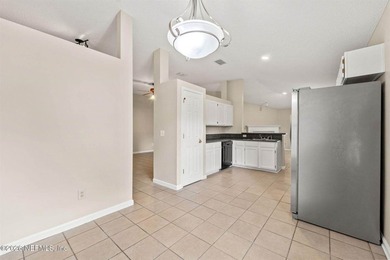 Welcome home to Bay Harbor! This spacious 4 bedroom, 2 bath - photo 10