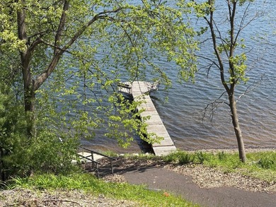 A rare find in a great location. Private secluded two acre lot - photo 5