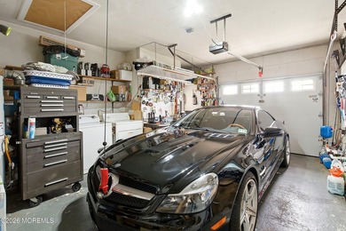 Experience worry-free living in this METICULOUSLY RENOVATED - photo 26