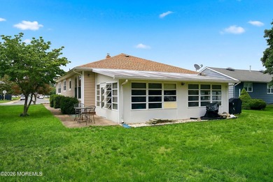 Experience worry-free living in this METICULOUSLY RENOVATED - photo 29