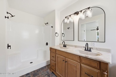 Welcome to 325 Miller Blvd in Havelock, NC! This inviting - photo 31