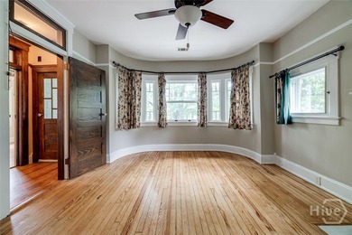 Now with new HVAC systems throughout, and new rear porch with - photo 33