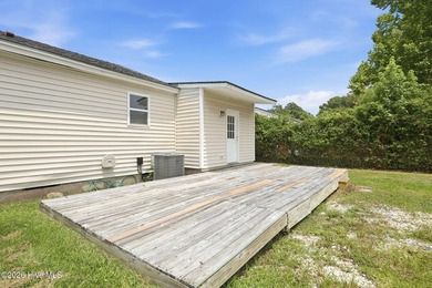 Welcome to 325 Miller Blvd in Havelock, NC! This inviting - photo 36