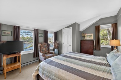 Enjoy year-round lakefront living on the eastern shore of Sebago - photo 43