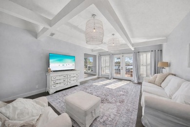 Welcome to this beautifully renovated 4-bedroom, 2-bath - photo 8