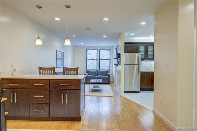 THE UNIT: Welcome home to the dreamy #4E... a spacious, bright - photo 3