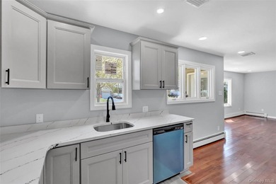 Lovely Patchogue Living! Enjoy This Beautifully Designed And - photo 10
