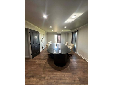 This prime commercial property presents an outstanding - photo 16