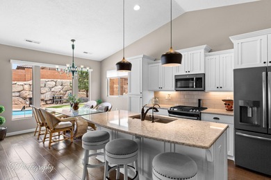 55+ living in SunRiver with a PRIVATE POOL and spa in one of the