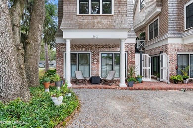 Experience the best of Lowcountry living in this exquisite - photo 3
