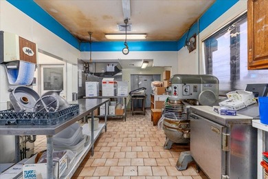 Here's your chance to own a versatile commercial property in a - photo 23