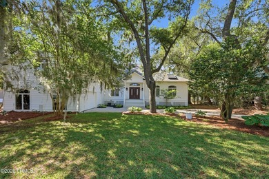 Ooo la la! Newly Renovated, Open Concept and a SHOW STOPPER! - photo 3