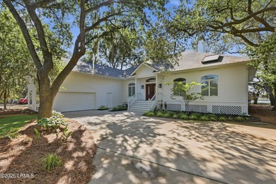 Ooo la la! Newly Renovated, Open Concept and a SHOW STOPPER! - photo 4