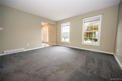 Welcome to 45 Sunset Creek Drive in West Seneca! This spacious - photo 5