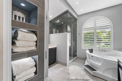 Welcome to this exceptional, fully upgraded 3-bedroom, 3.5-bath - photo 19
