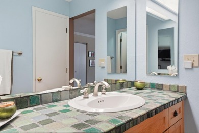 Condo/Assoc. fee includes heat & water! Charming 3-bedroom, 2 - photo 22