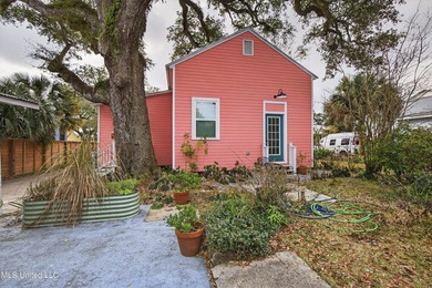 Beautifully restored historic cottage on one of the quietest - photo 36