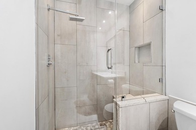 Welcome to this exceptional, fully upgraded 3-bedroom, 3.5-bath - photo 38