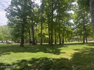 LOCATION LOCATION! WOW What a beautiful property we have here my - photo 39