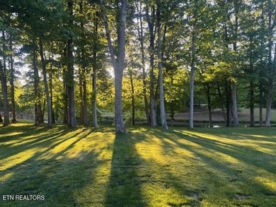 LOCATION LOCATION! WOW What a beautiful property we have here my - photo 40