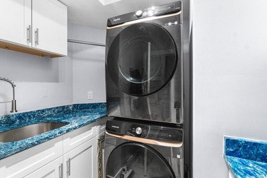 Welcome to this exceptional, fully upgraded 3-bedroom, 3.5-bath - photo 41